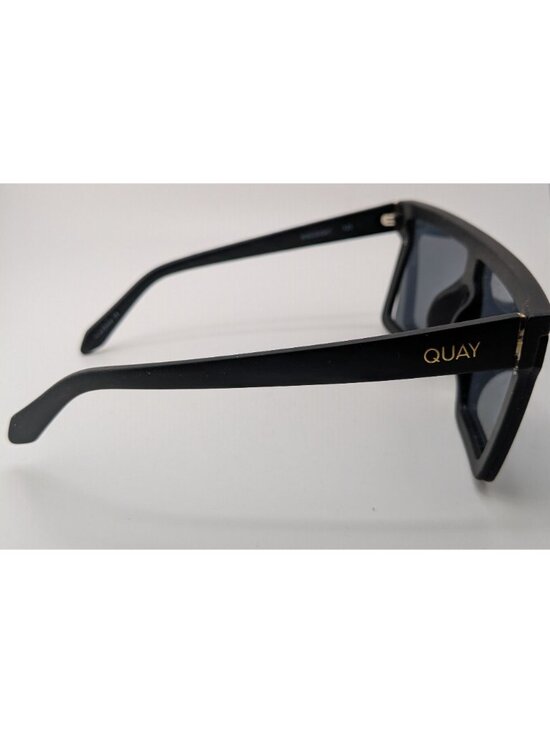 Quay Hindsight Oversized Black Sunglasses With Tinted Lenses 58mm 125 Temple Uni main image 4